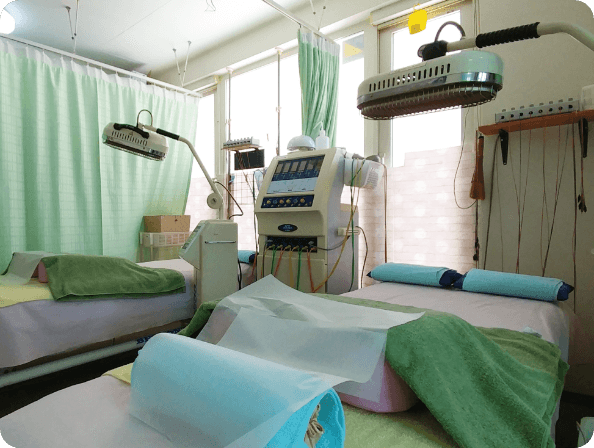 ベッドは、カーテンで仕切られるのでご安心ください